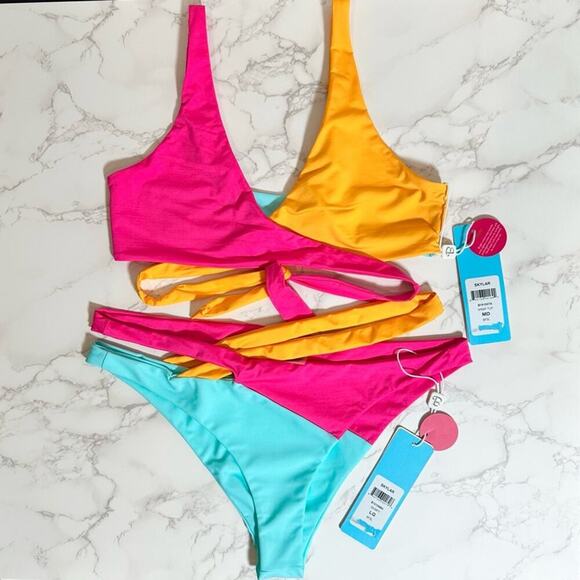 Beach Bunny Color Blocked Skylar Wrap Bikini $220 - Picture 11 of 14